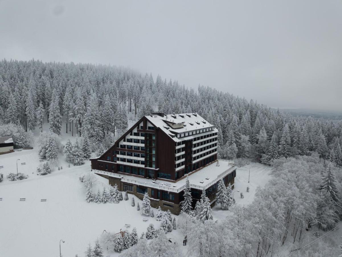 奥拉地平线度假酒店 Železná Ruda 外观 照片