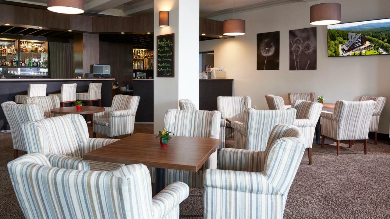 奥拉地平线度假酒店 Železná Ruda 外观 照片